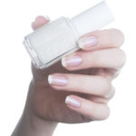 Essie Treat Love Color Fortifiant Pour Les Ongles Normaux A Cassant 01 Treat Me Bright